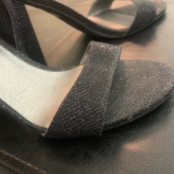 Black glitter heels worn once - Picture 3 of 4